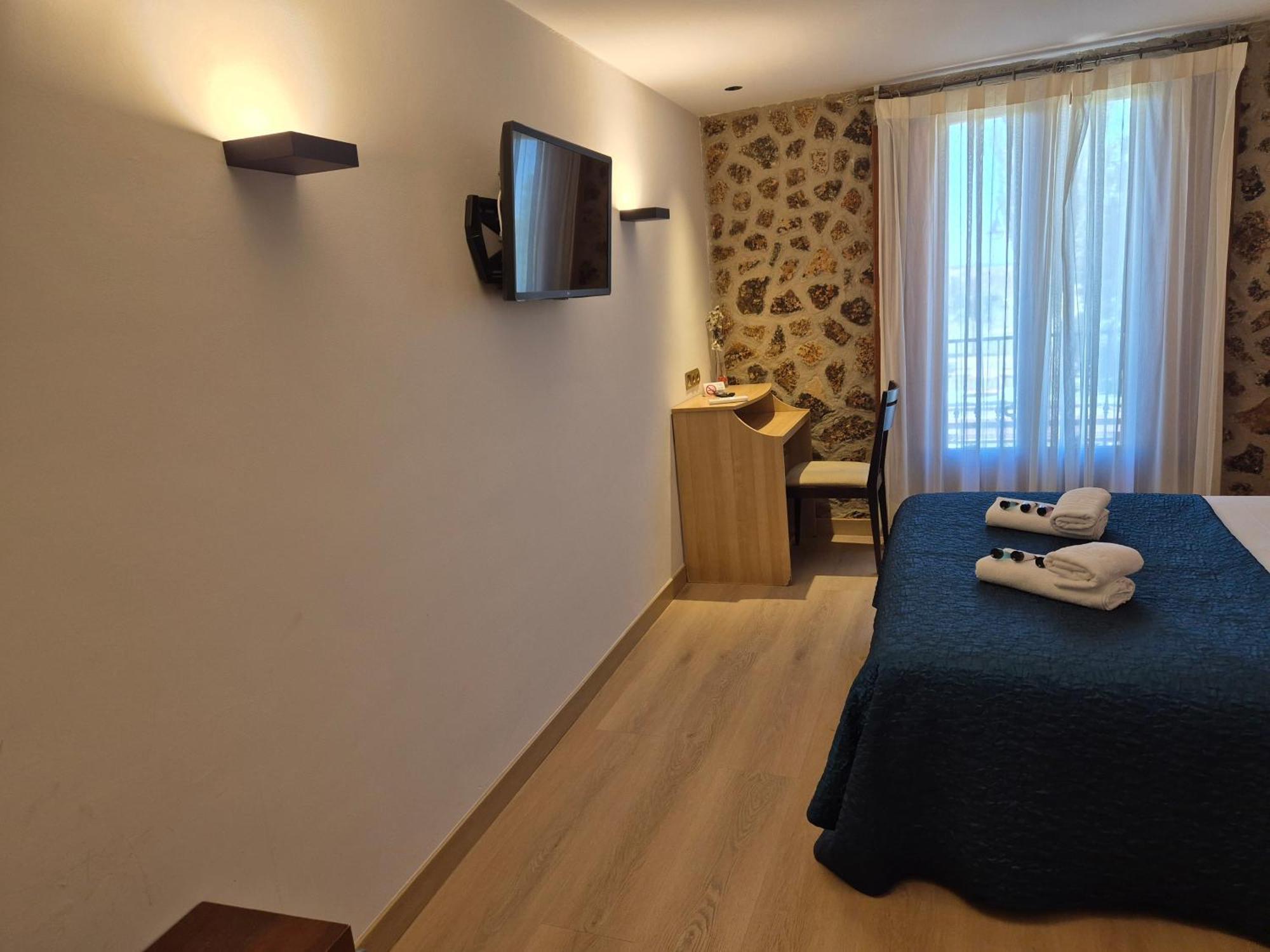 Hostal Bavieca Medinaceli Bagian luar foto