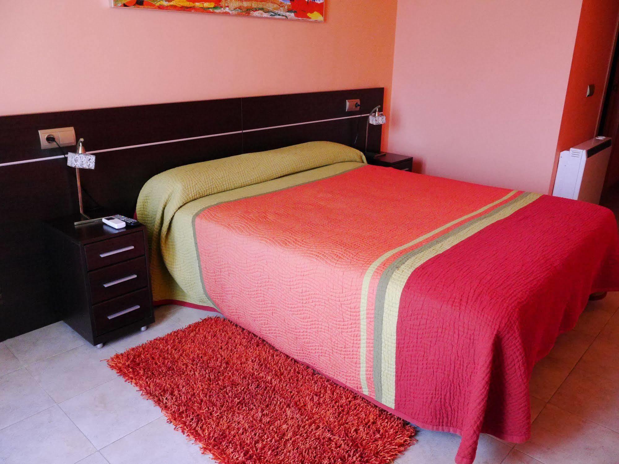 Hostal Bavieca Medinaceli Bagian luar foto