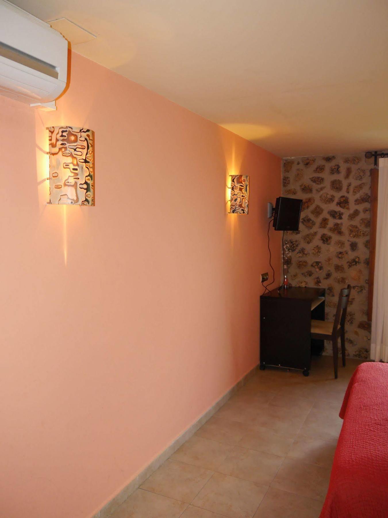 Hostal Bavieca Medinaceli Bagian luar foto